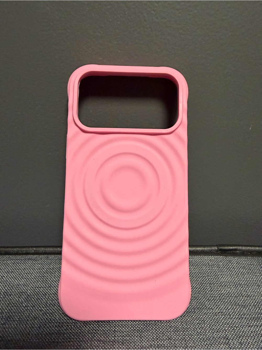 NWOT CASETiFY Ripple Case in Primrose Pink IPhone 17 Pro Max